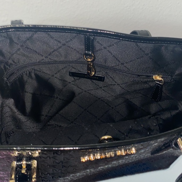 Michael Kors Jet Set Travel Tote - Picture 8 of 13